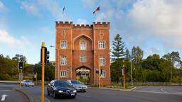 Perth hotellit lähellä Barracks Arch