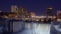 Hotellit lähellä Greater Rochester Intl