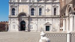 Venetsia hotellit lähellä Scuola Grande di San Marco