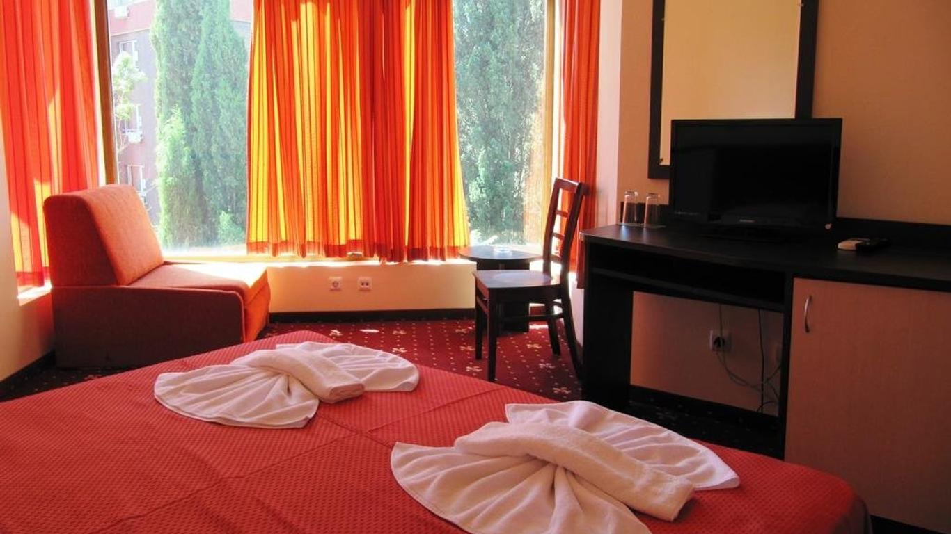 Maverick Hotel