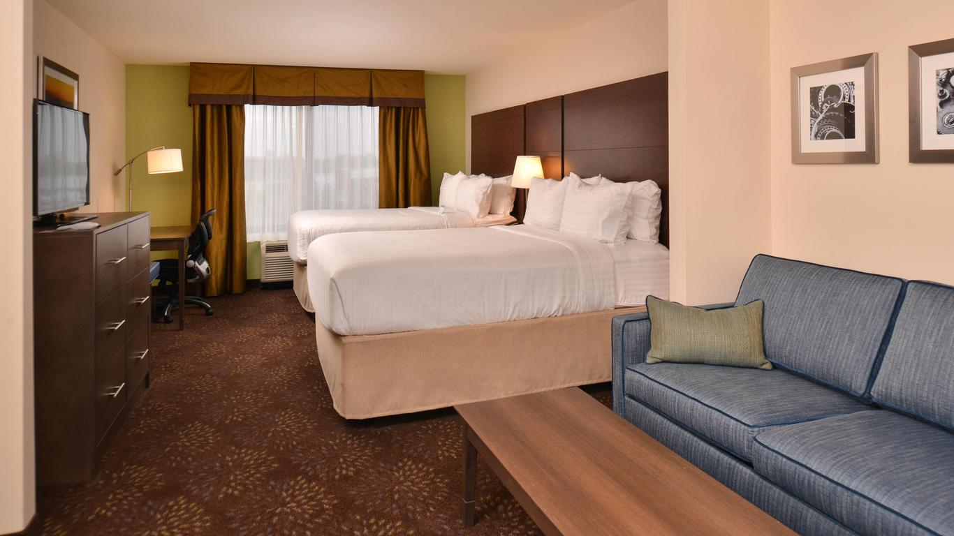 Holiday Inn Express & Suites Dearborn Sw - Detroit Area, An IHG Hotel