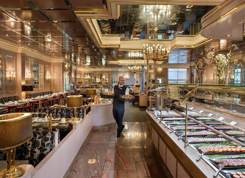 Ruokailuhuone Valokuva