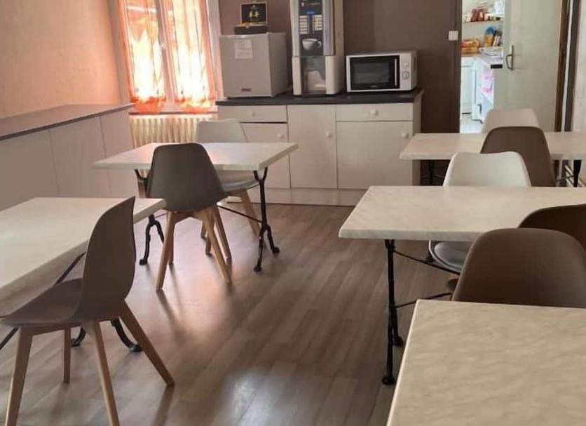 Ruokailuhuone Valokuva