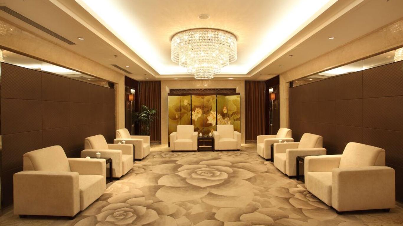 Noble Crown Hotel Wuxi