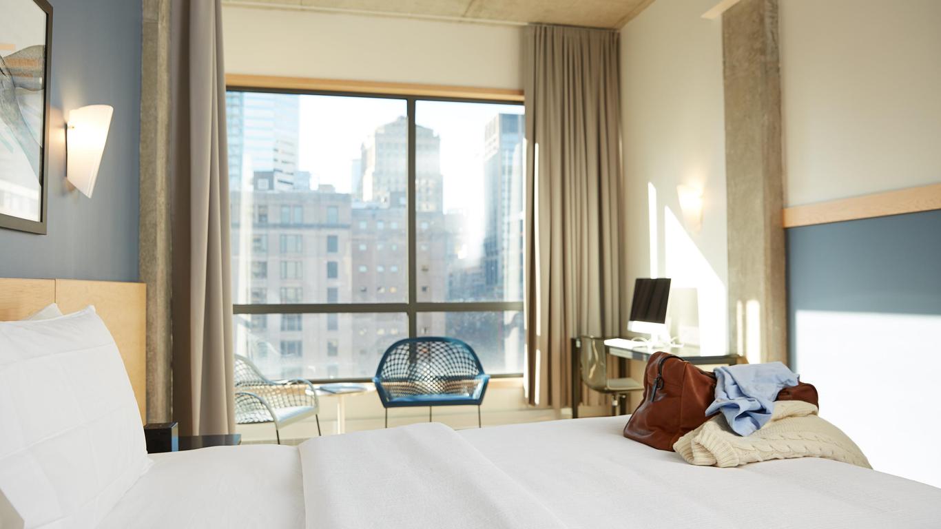 Hotel Le Dauphin Montreal Centre Ville