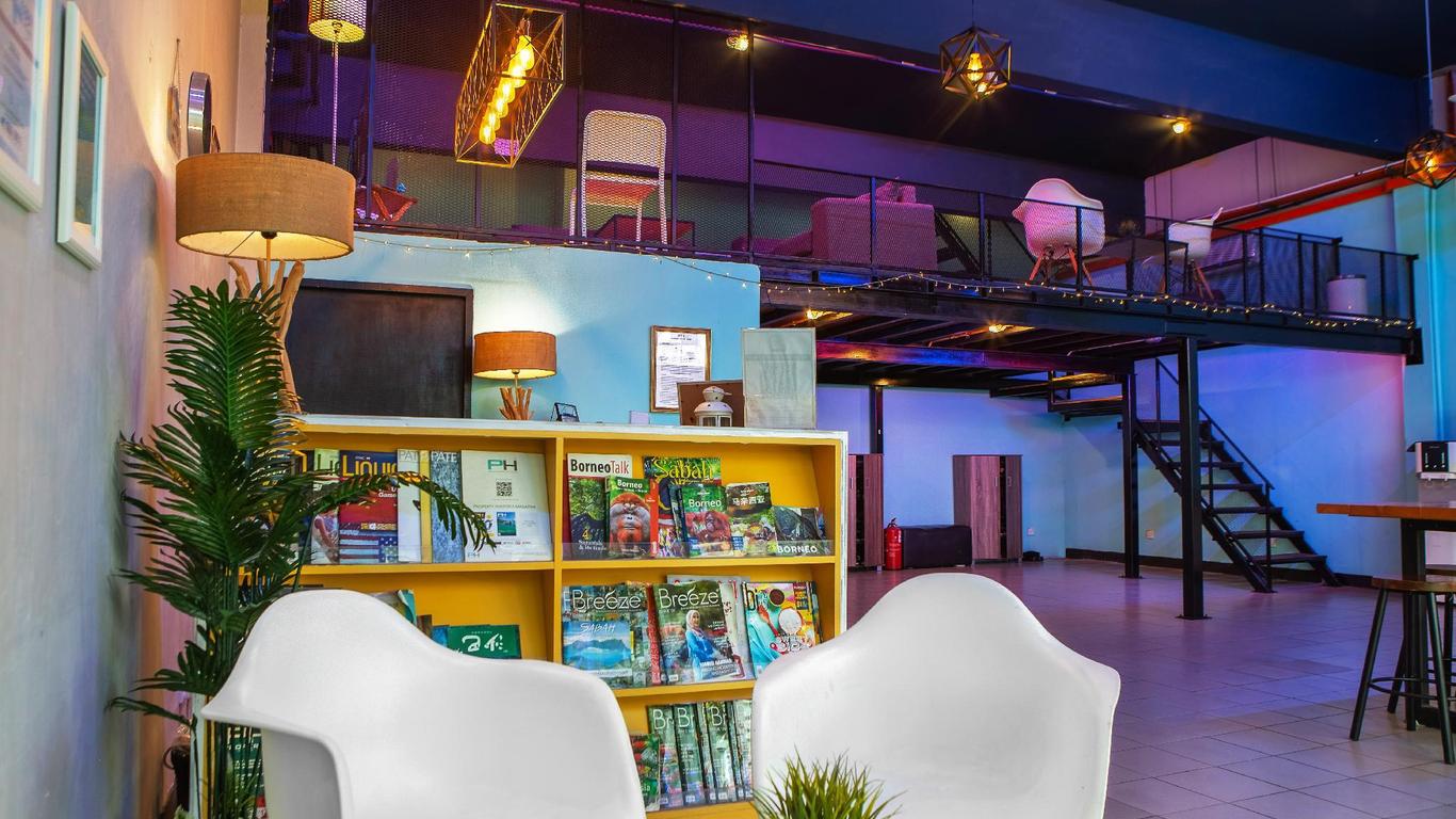 Skypod Hostel