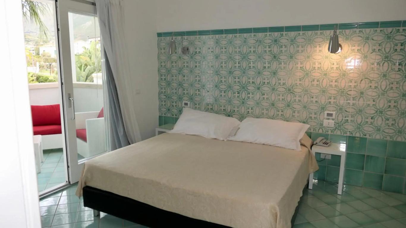 Ganimede Hotel