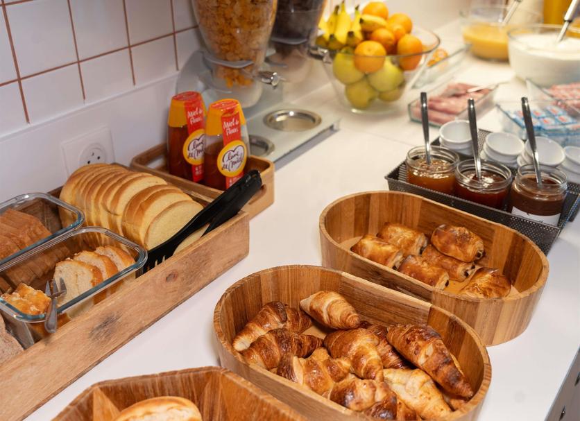 Ruokailuhuone Valokuva