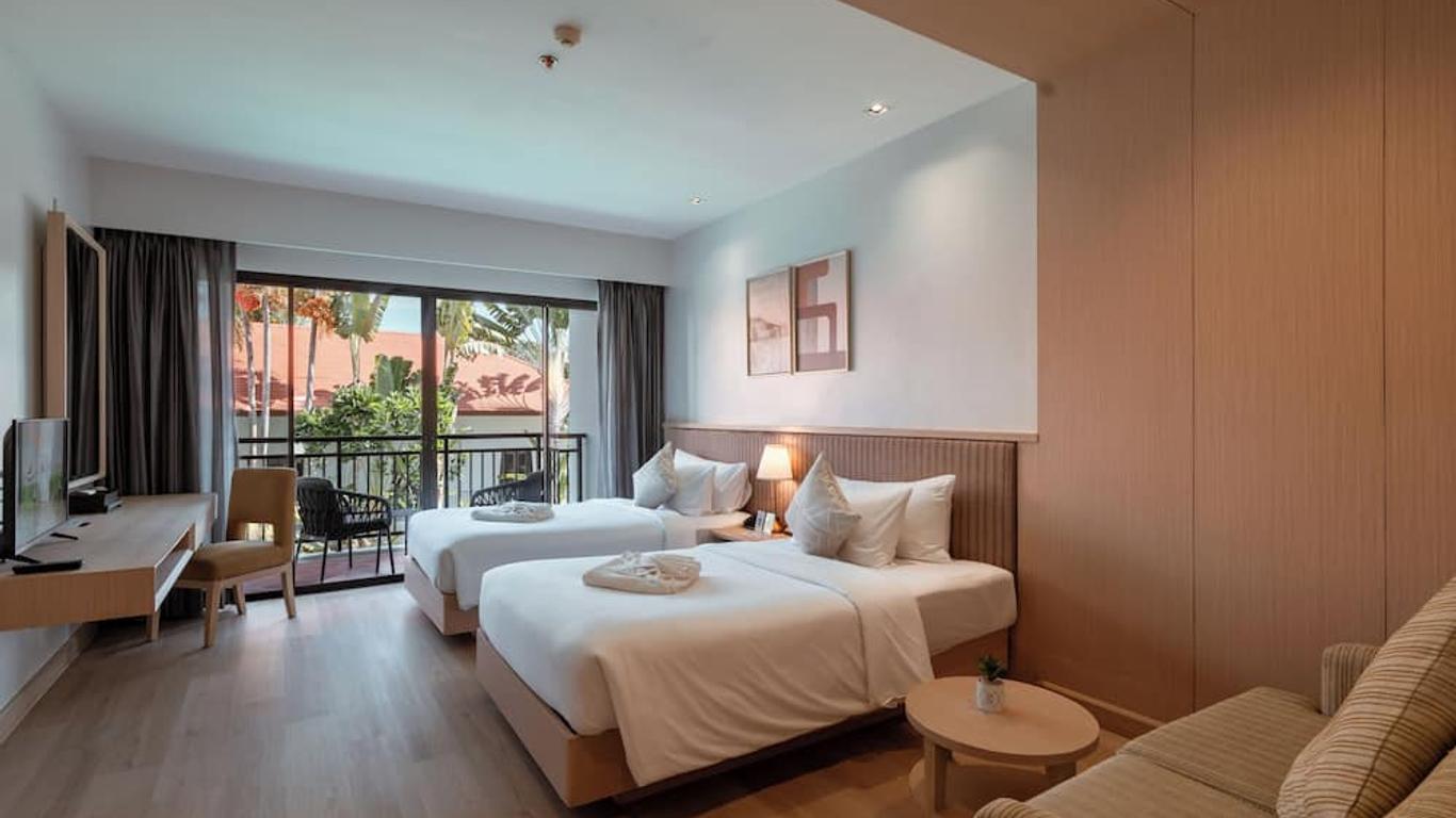 D Varee Mai Khao Beach Resort, Thailand