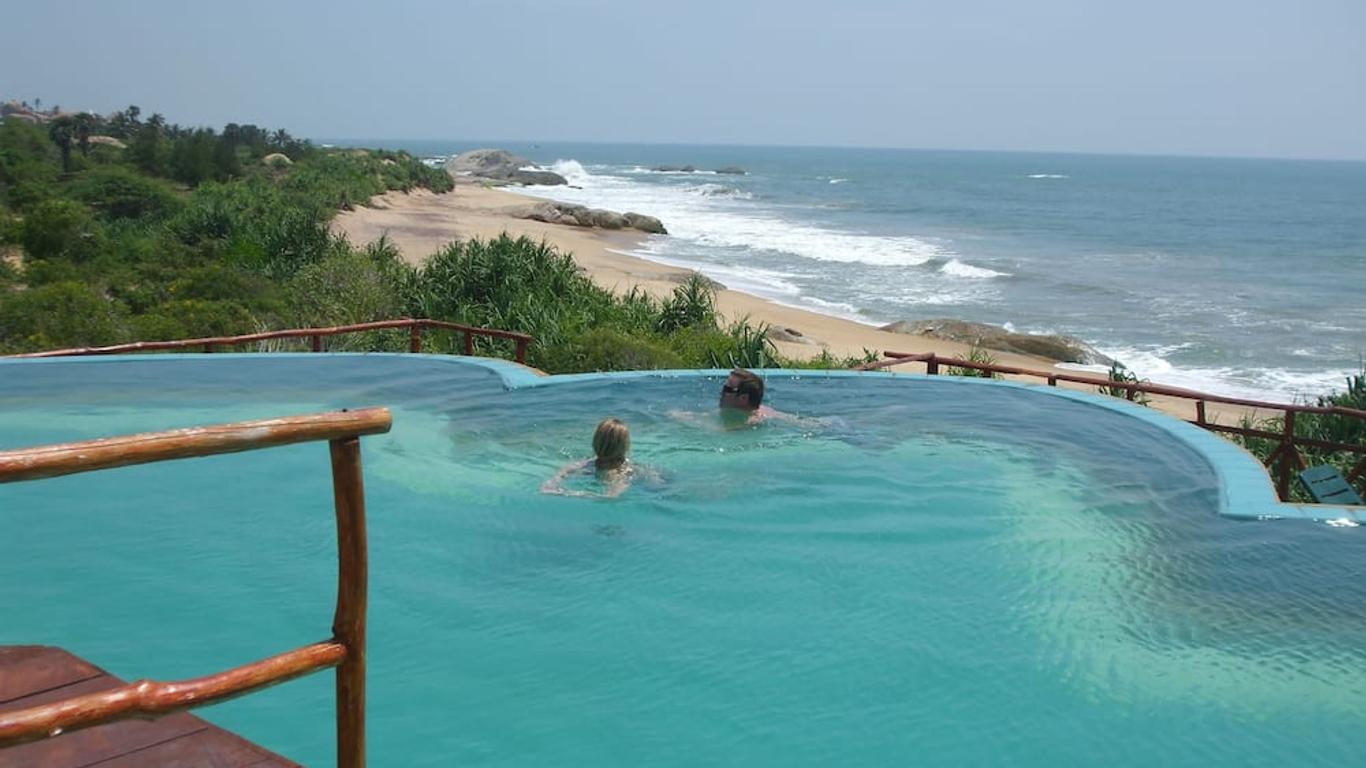 Kirinda Beach Resort