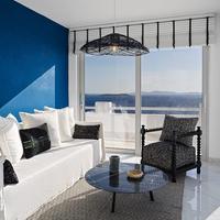 Kouros Hotel & Suites