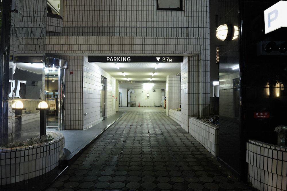 Pysäköinti