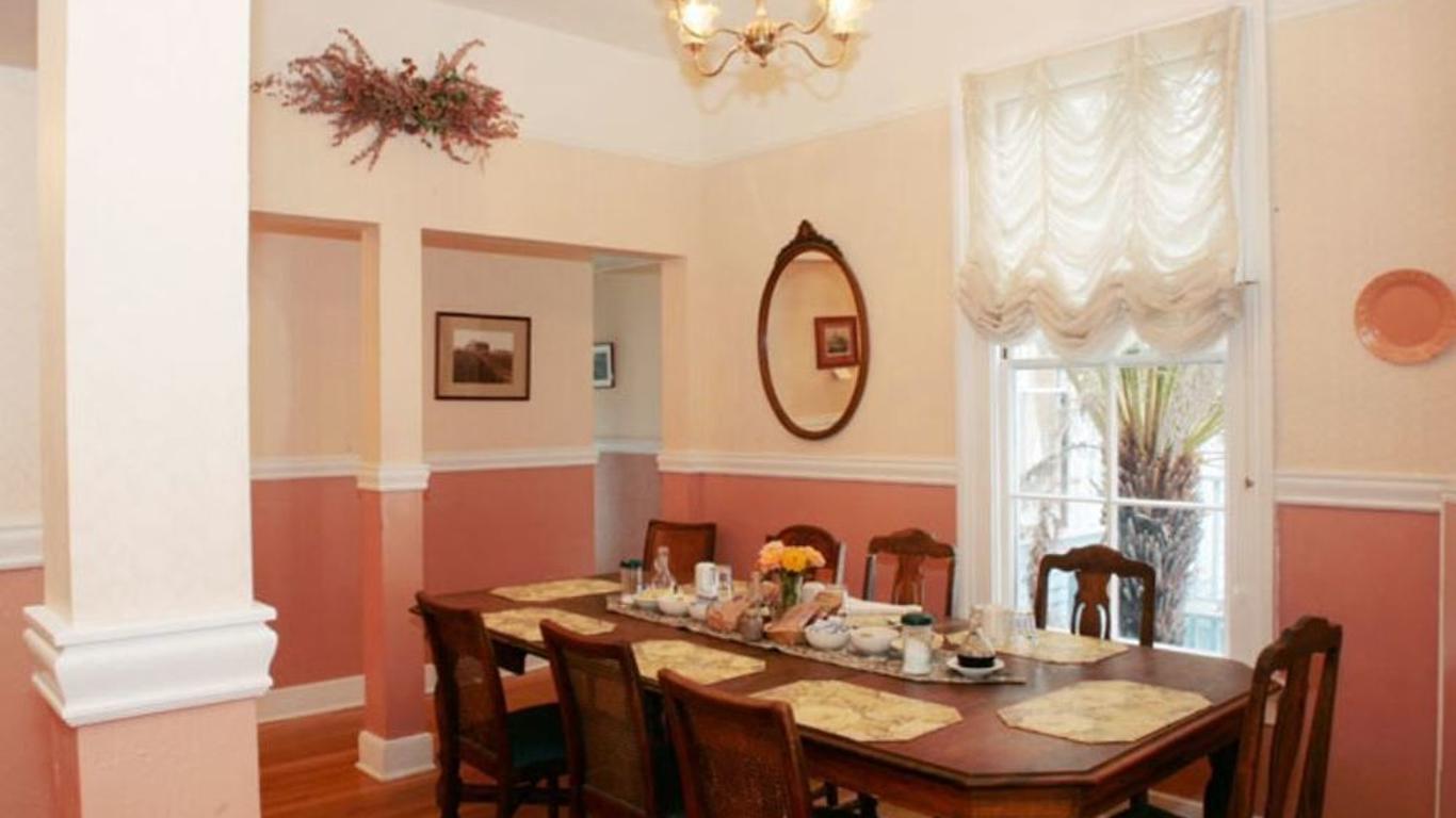 Zaballa House