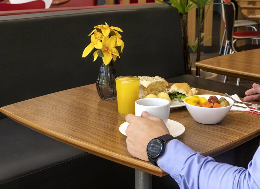 Ruokailuhuone Valokuva