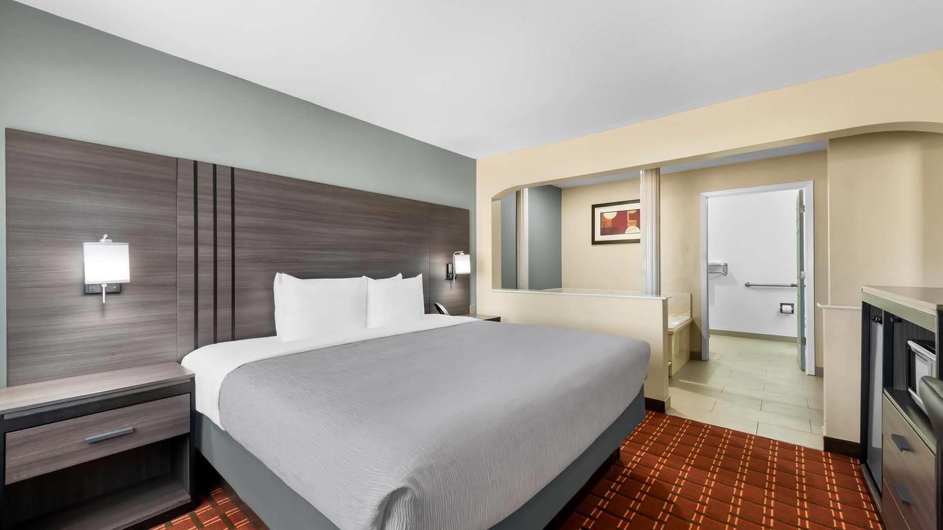 Quality Inn Marshall