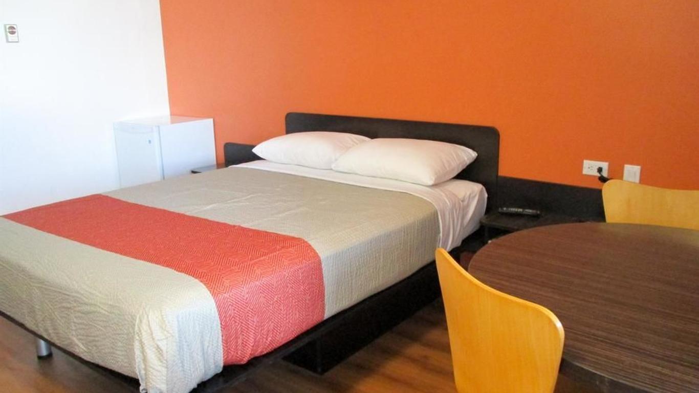 Motel 6 Kamloops. Bc