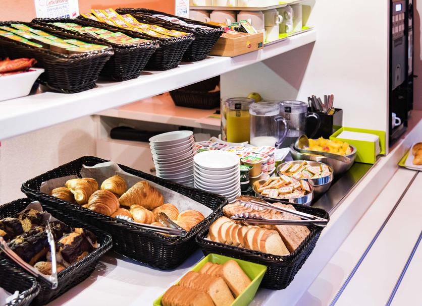 Ruokailuhuone Valokuva