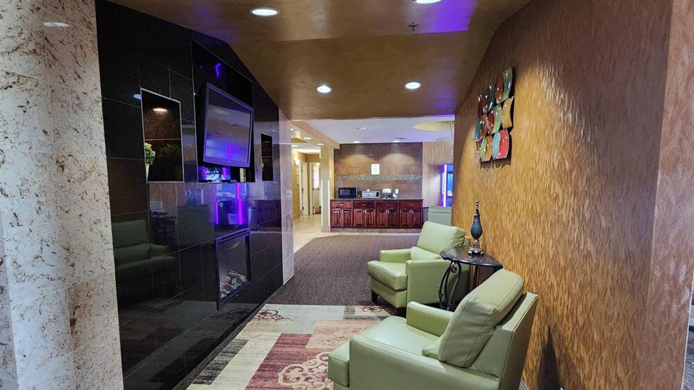 Highland Suites Minot