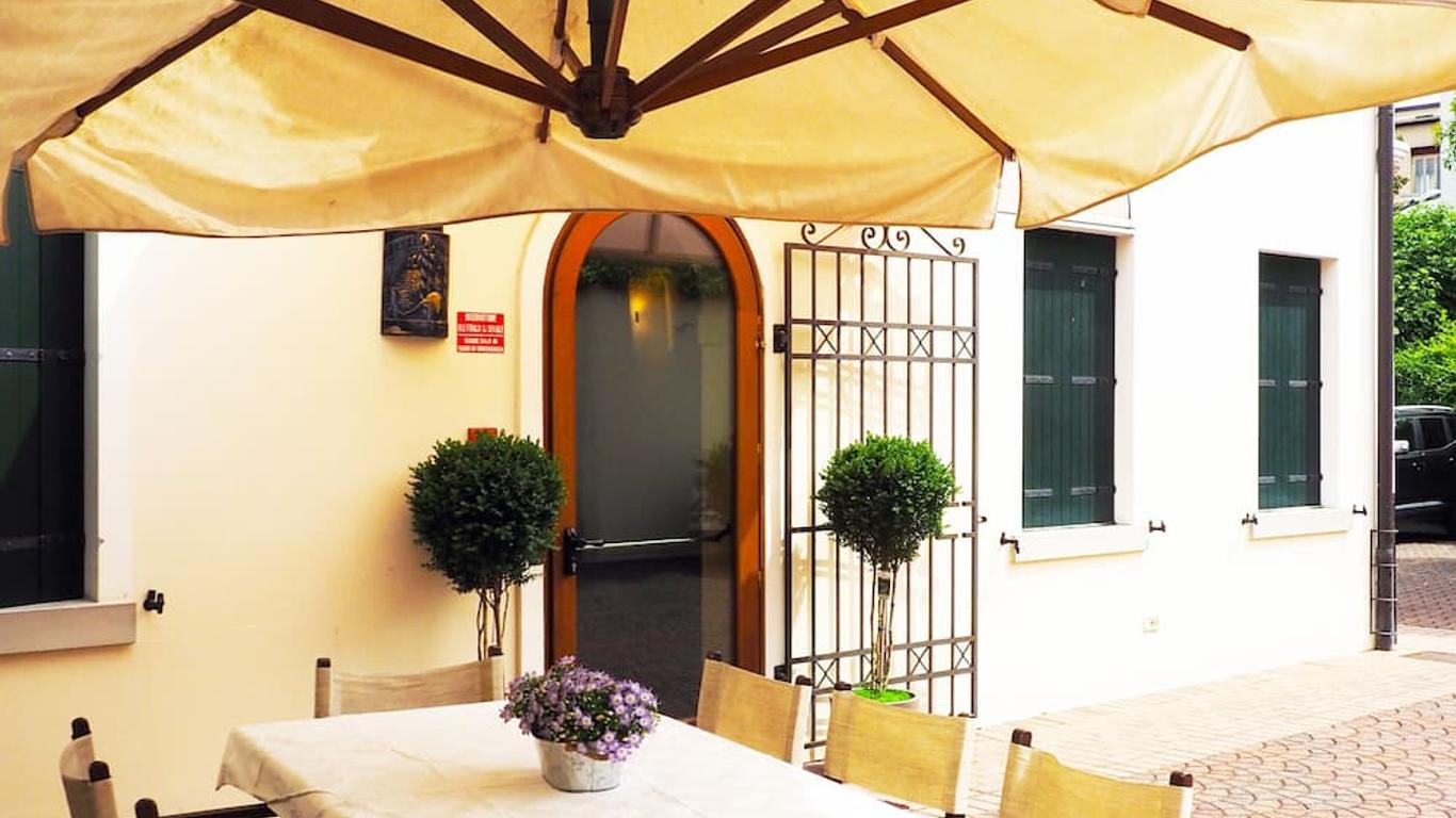 Hotel Cris