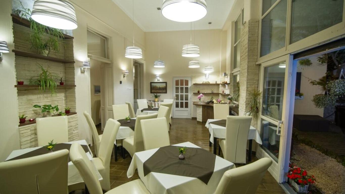 Hotel Romantik Eger