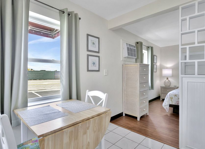 Ruokailuhuone Valokuva