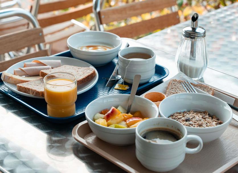 Ruokailuhuone Valokuva