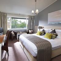 Potters Heron Hotel