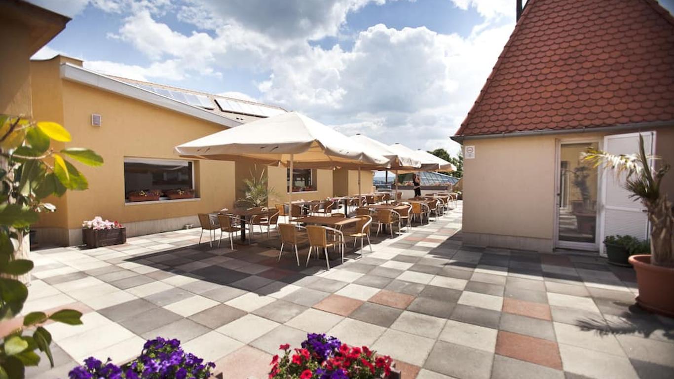 Hotel Makar Sport & Wellness