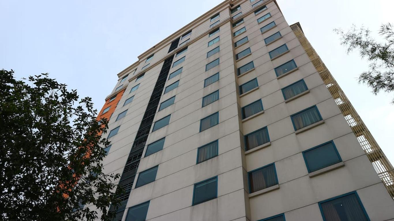 Horison Arcadia Mangga Dua