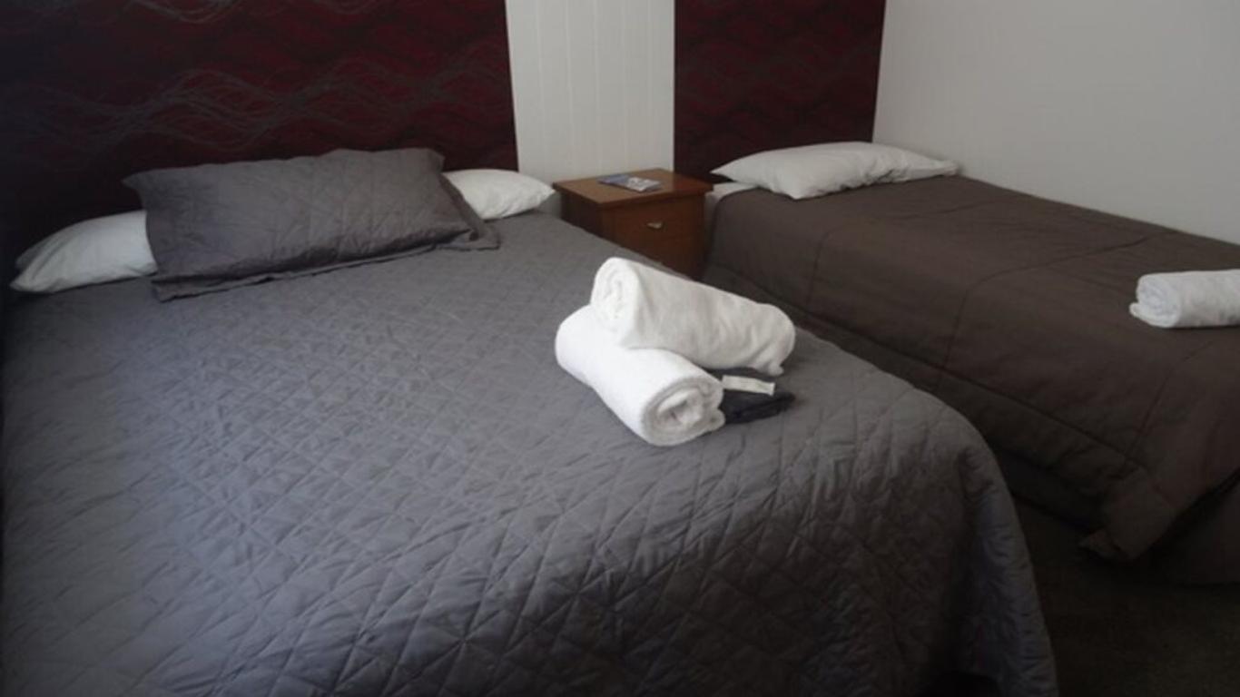 High Street Living Motel