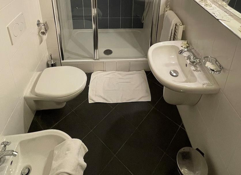 Kylpyhuone Valokuva