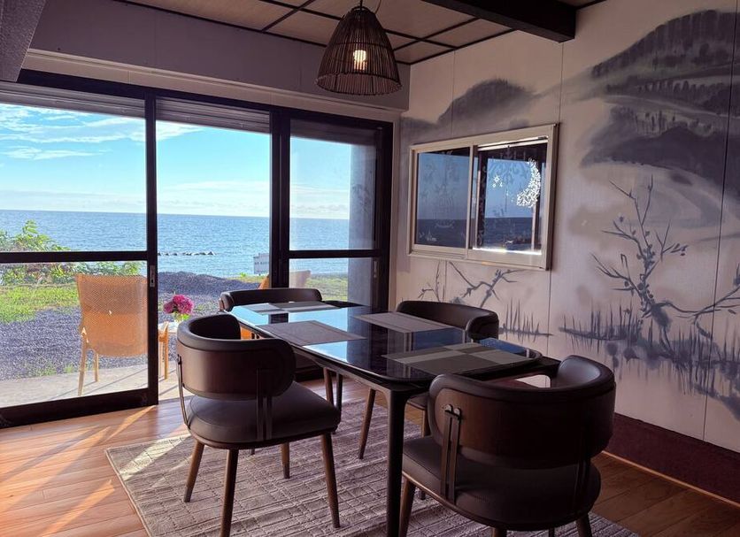 Ruokailuhuone Valokuva