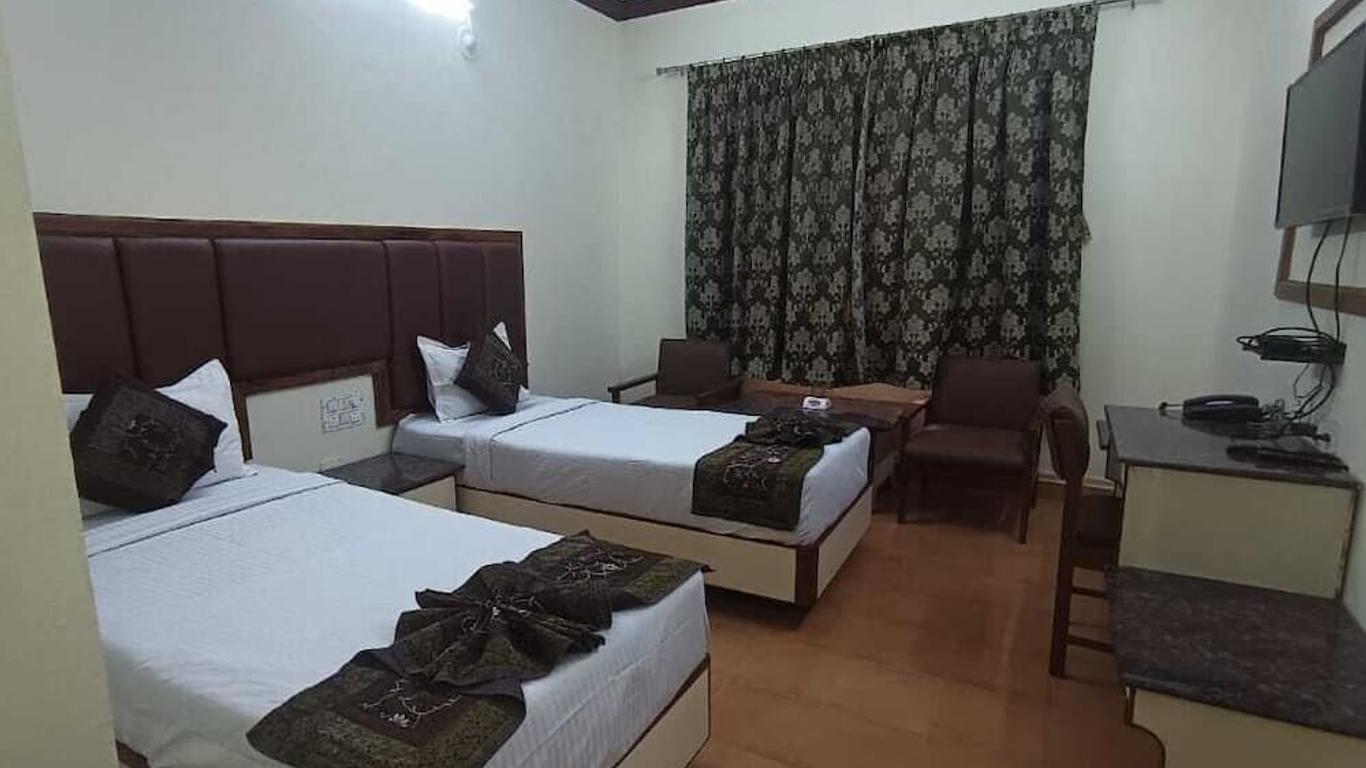 Hotel Ranjit Residency