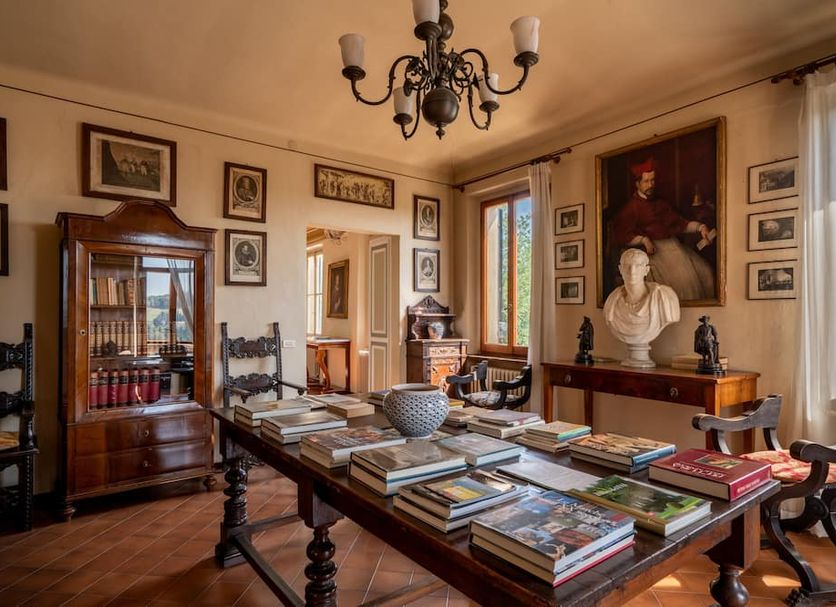 Ruokailuhuone Valokuva