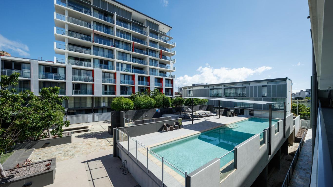 Central Islington Apartments