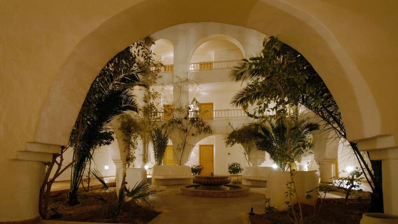 Iris Hotel & Thalasso