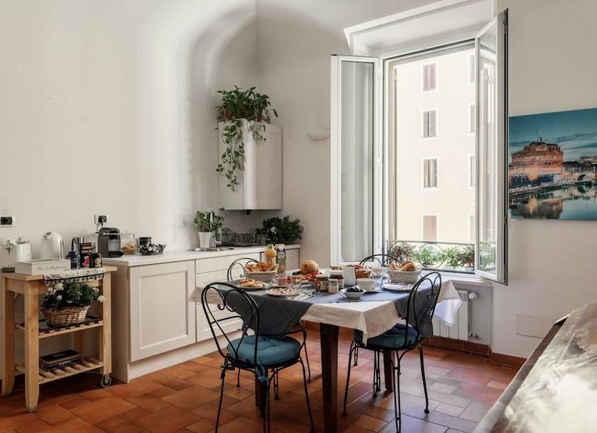 Ruokailuhuone Valokuva