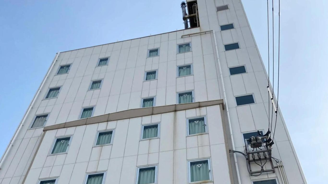 Business Hotel Chateau Est Takamatsu