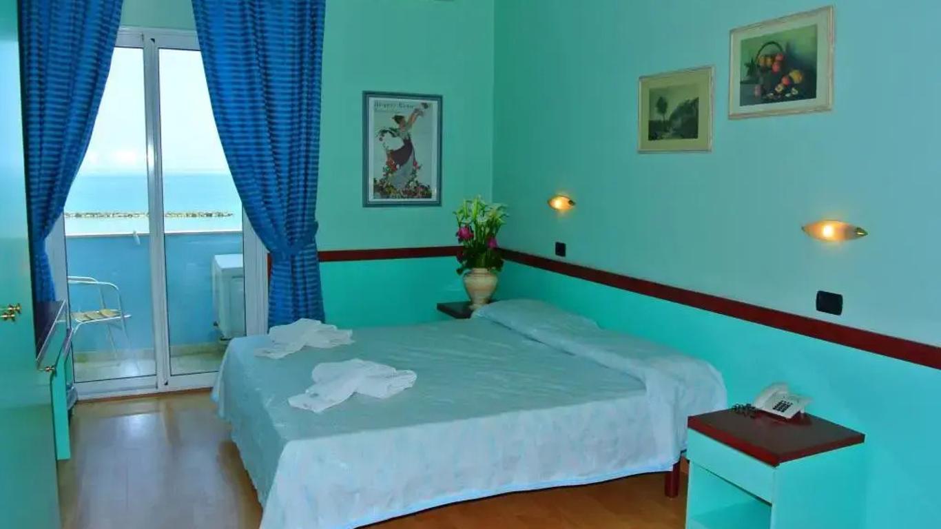 Hotel Mirage