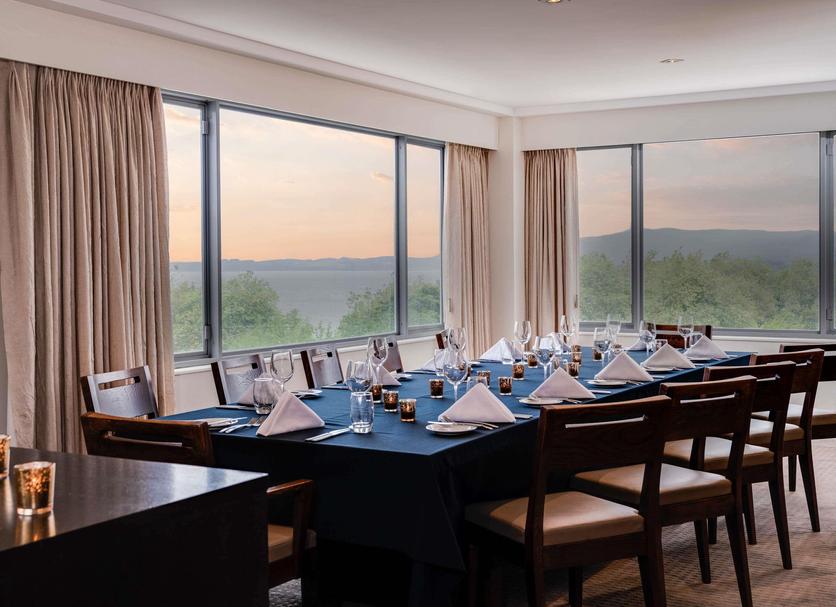 Ruokailuhuone Valokuva