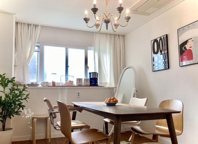 Ruokailuhuone Valokuva