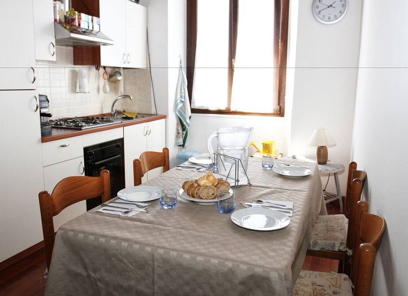 Ruokailuhuone Valokuva