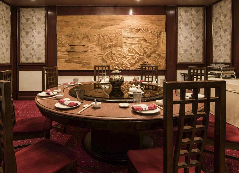 Ruokailuhuone Valokuva