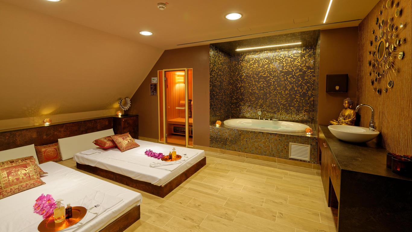 Eurostars Uhotel