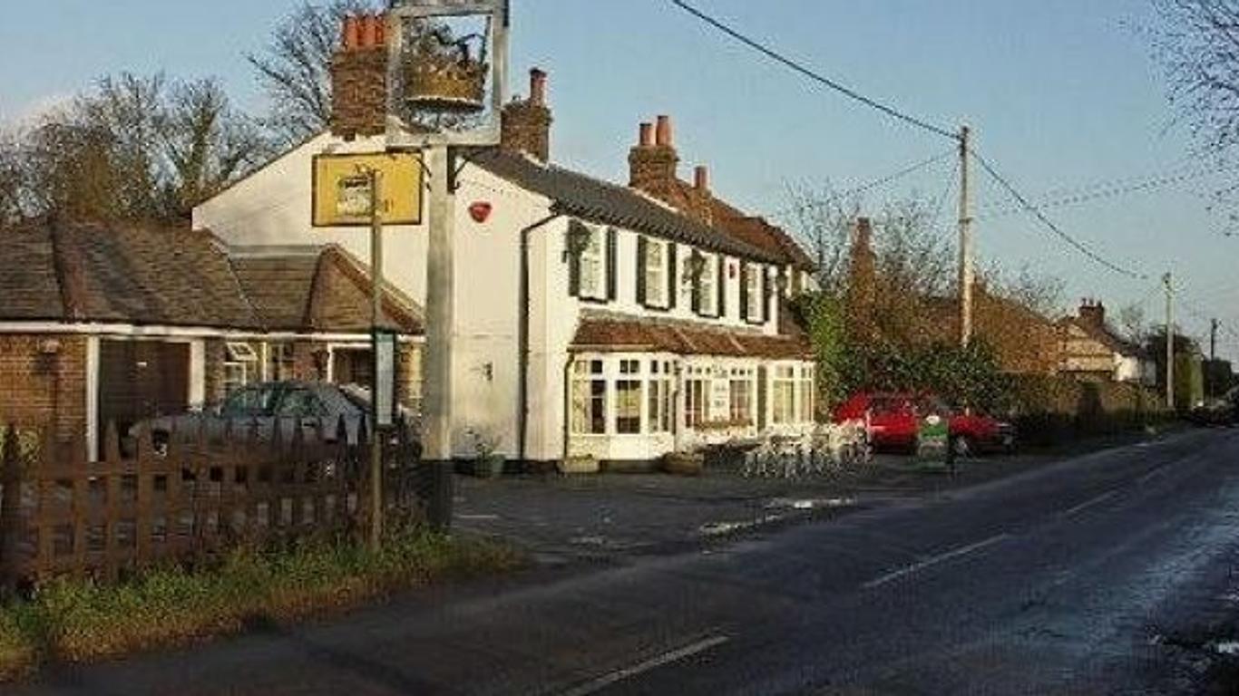The Crown Radnage
