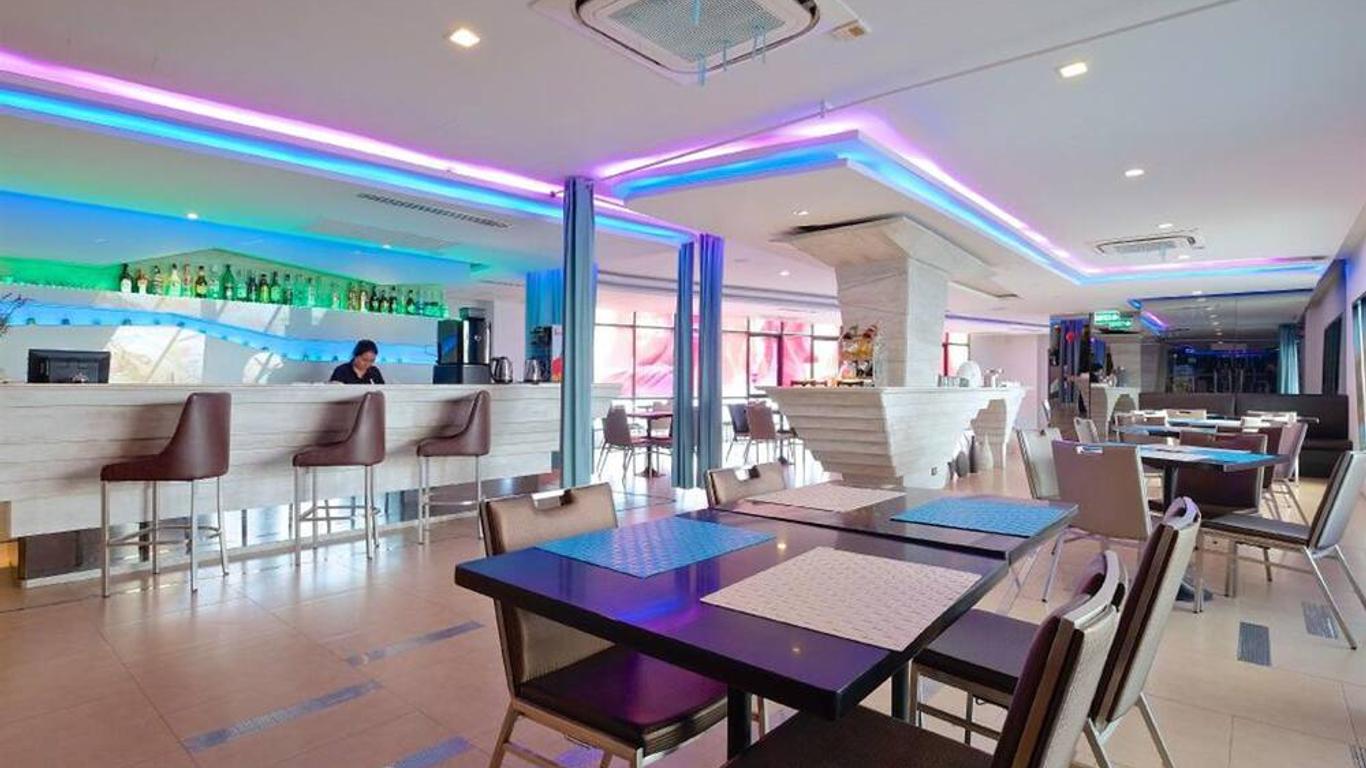 The Xtreme Suites