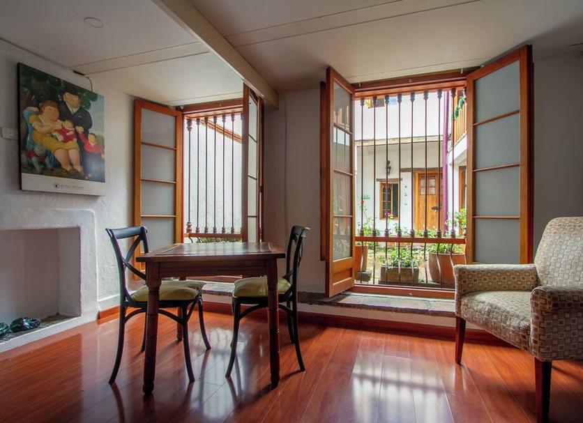 Ruokailuhuone Valokuva