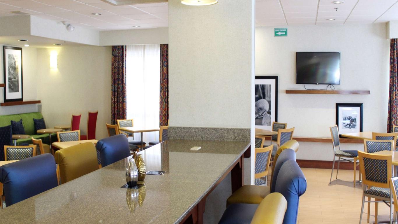 Hampton by Hilton Saltillo