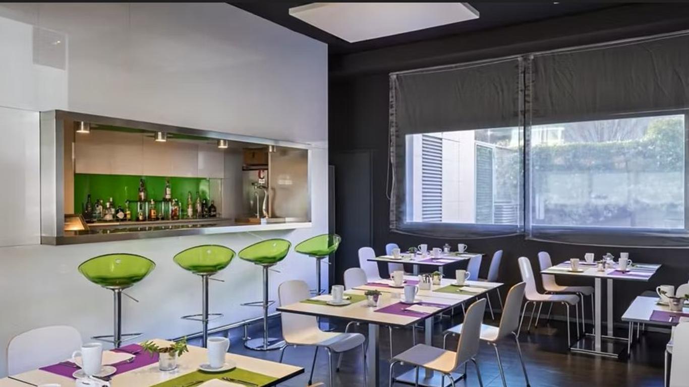 Hotel Zentral Castellana Norte