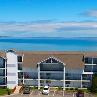 Quality Inn & Suites Beachfront